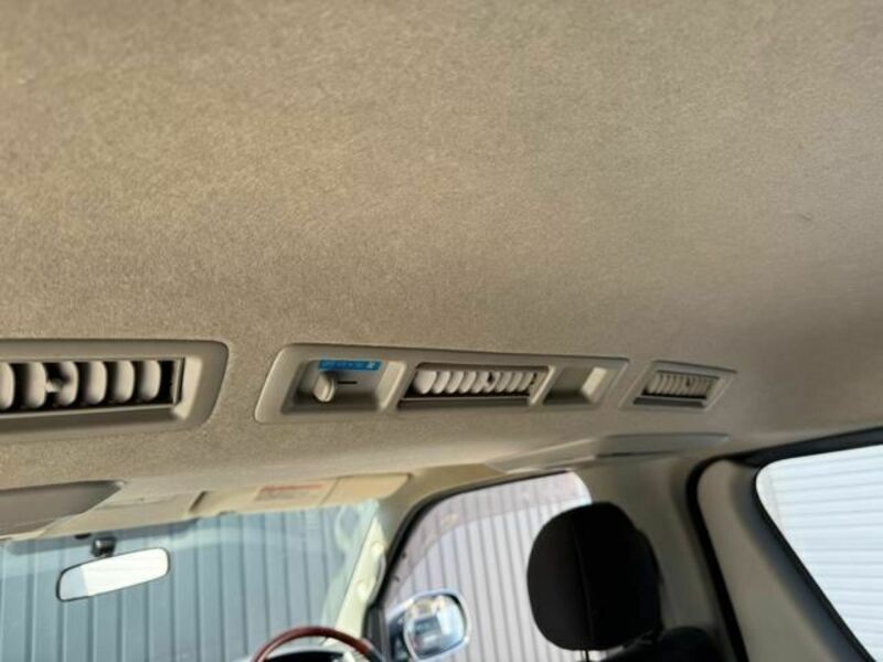 HIACE VAN-19