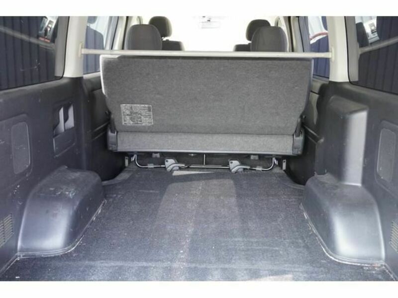 HIACE VAN-31