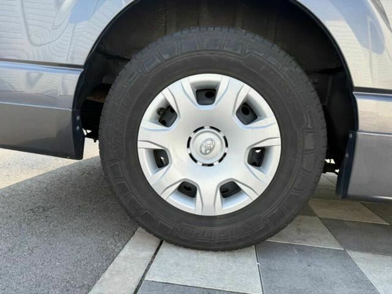 HIACE VAN-37