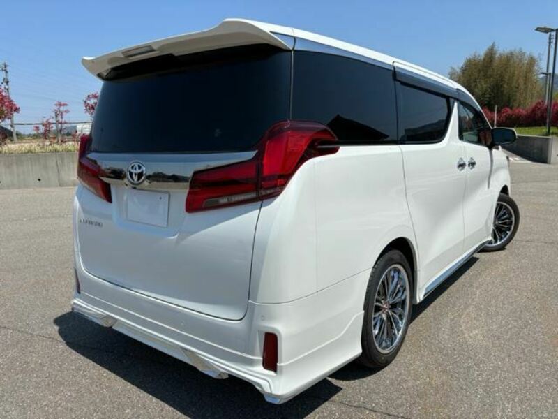 ALPHARD-1