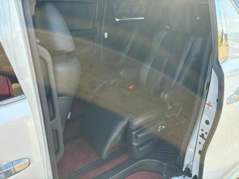 ALPHARD-38