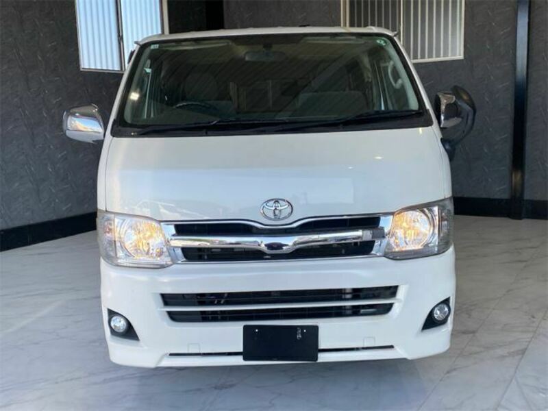 HIACE VAN-1