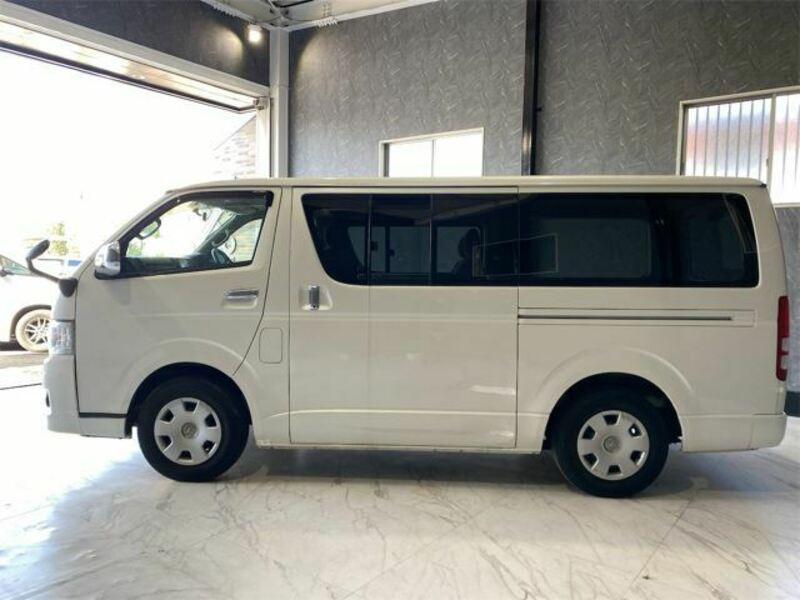 HIACE VAN-4