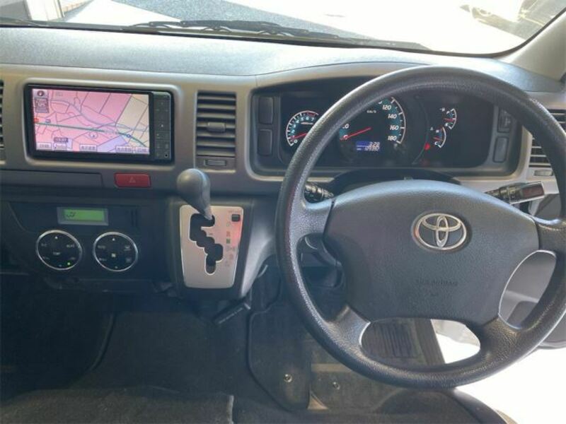 HIACE VAN-13