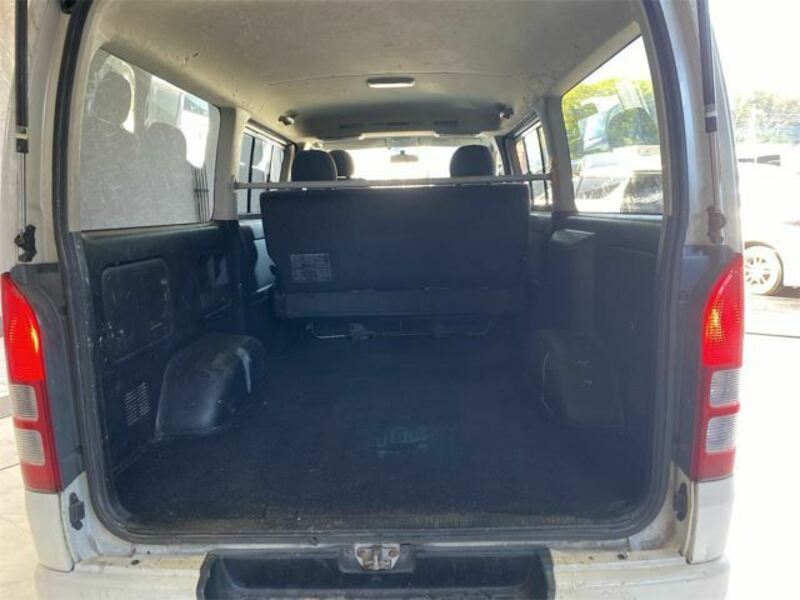 HIACE VAN-17