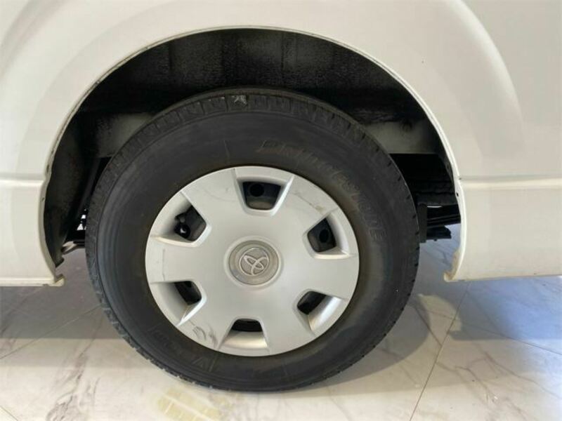 HIACE VAN-19