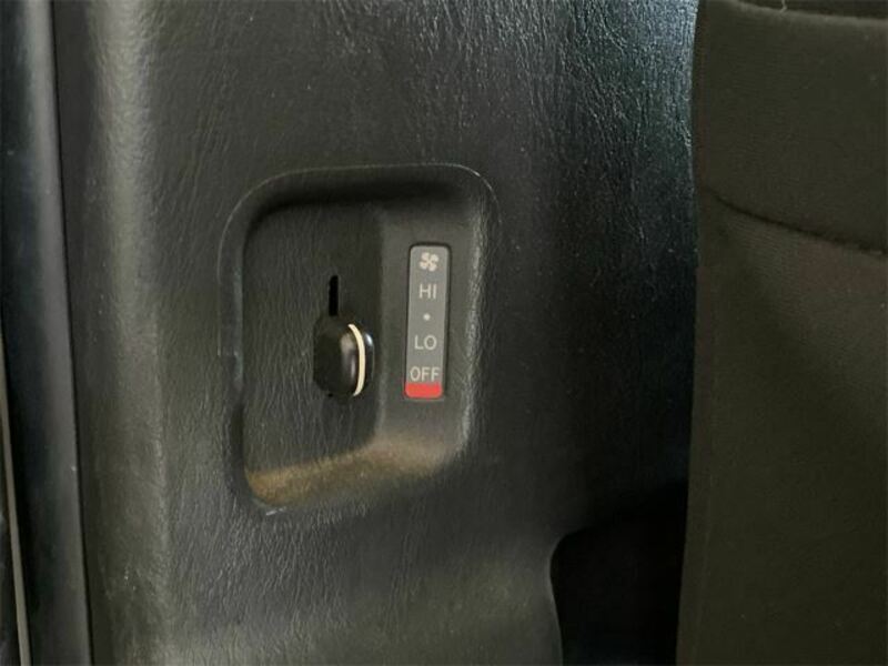 HIACE VAN-24