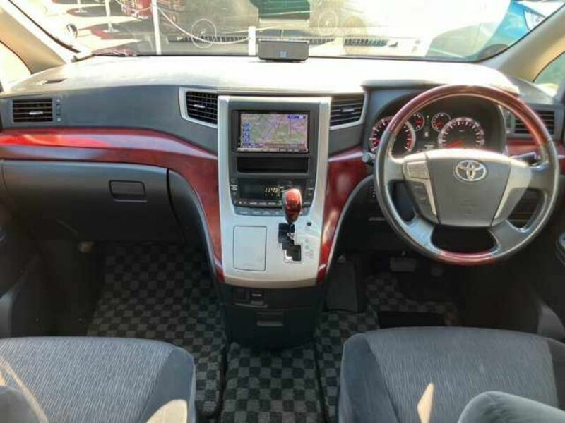 ALPHARD-19