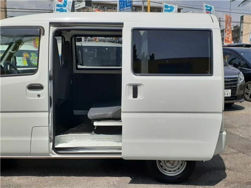 MINICAB VAN-9