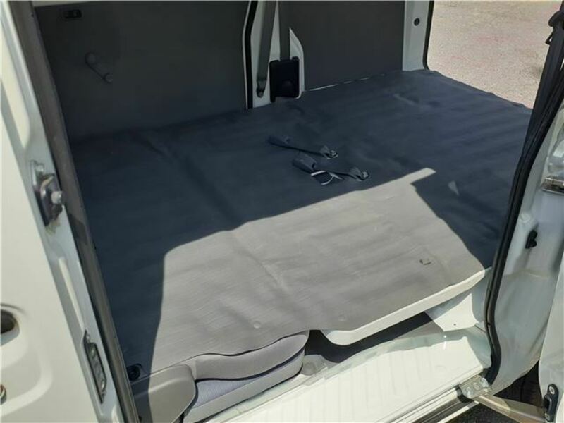 MINICAB VAN-22