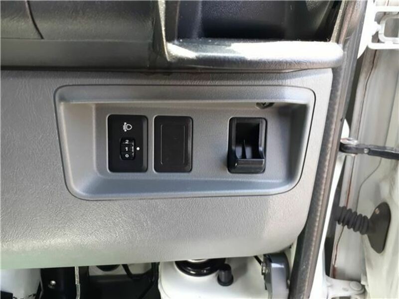 MINICAB VAN-26
