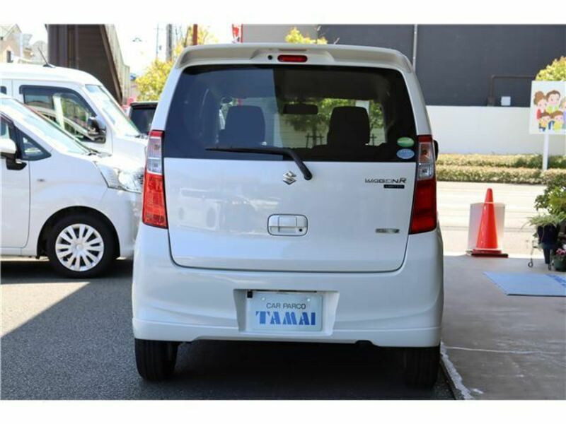 WAGON R