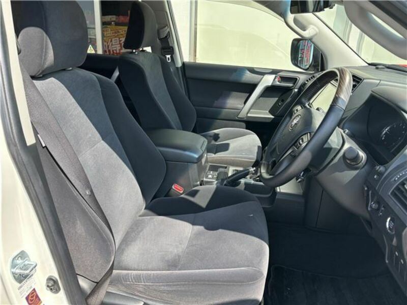 LAND CRUISER PRADO-7