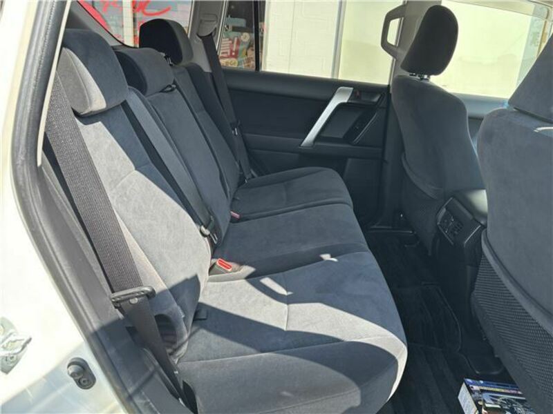 LAND CRUISER PRADO-8