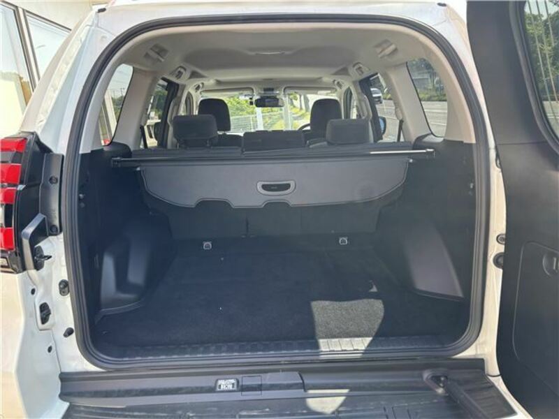LAND CRUISER PRADO-11