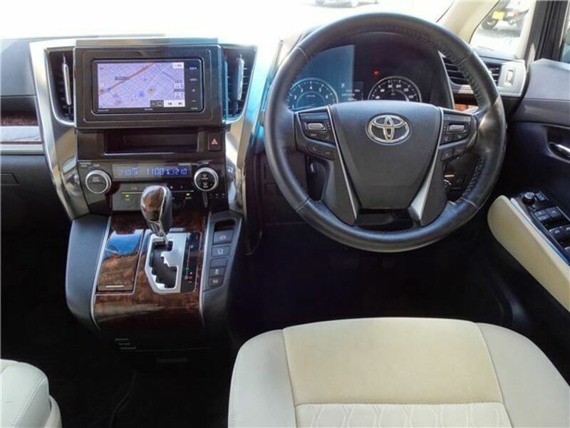 VELLFIRE-2