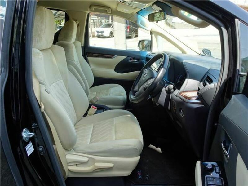 VELLFIRE-21