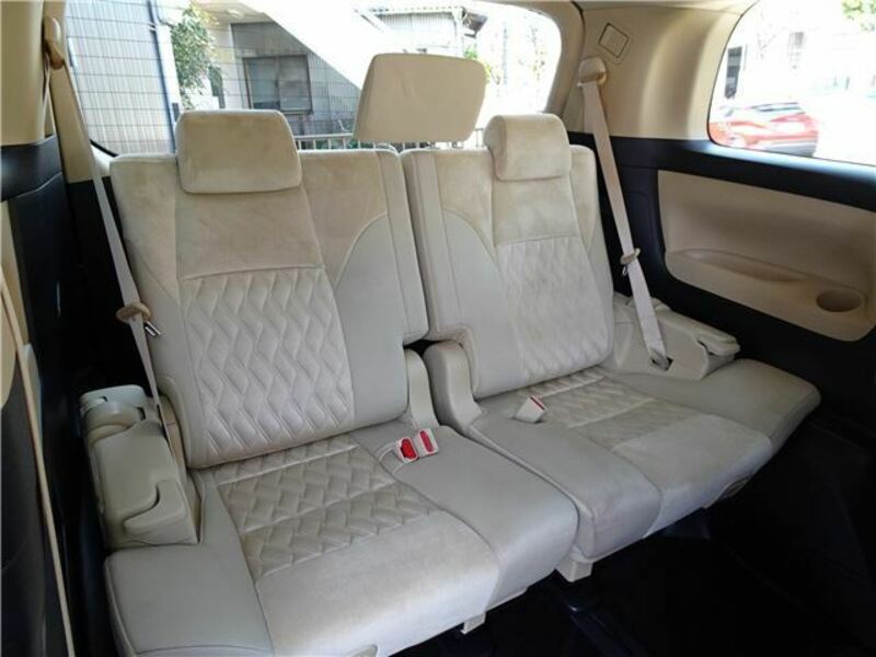 VELLFIRE-43