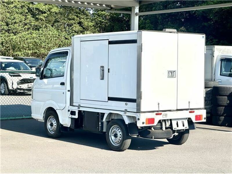 CARRY TRUCK