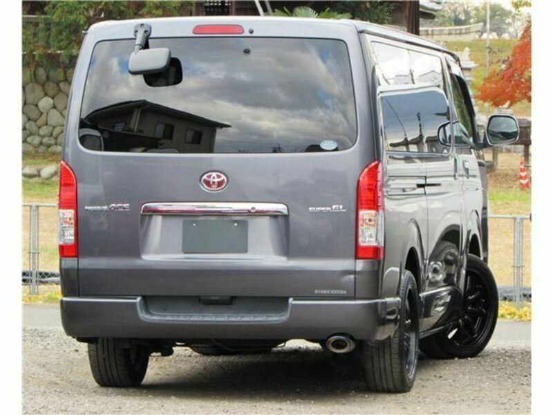 HIACE VAN-2