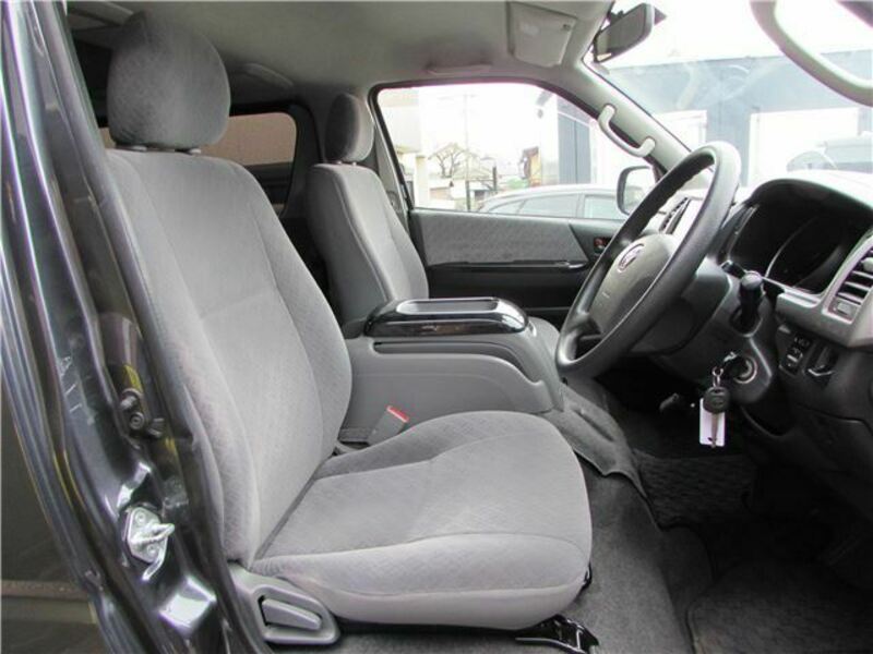 HIACE VAN-10