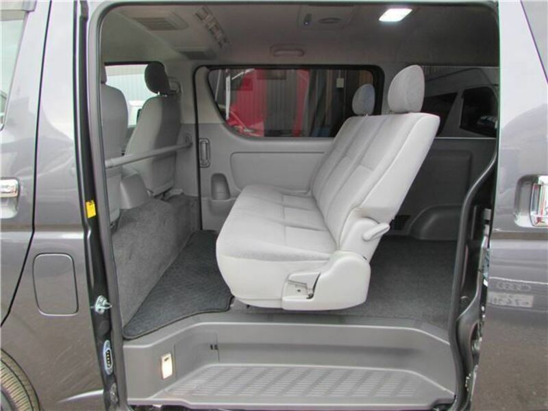 HIACE VAN-26