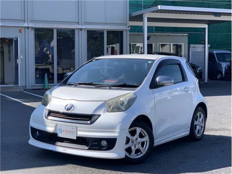 TOYOTA　IQ