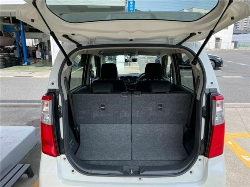 WAGON R-12