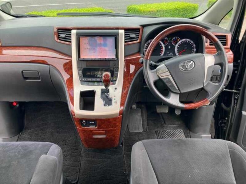 VELLFIRE-7