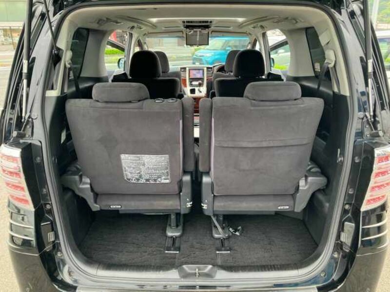 VELLFIRE-13