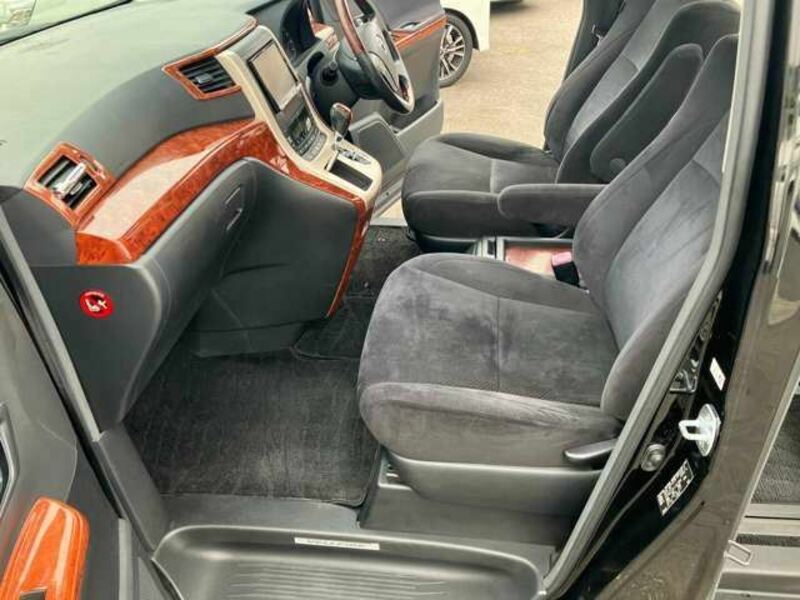 VELLFIRE-14