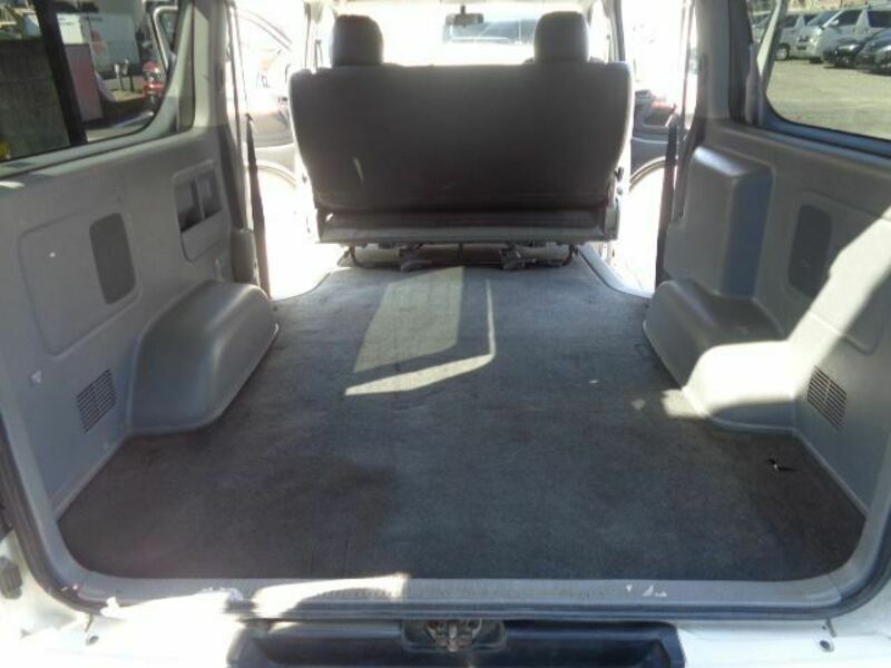 HIACE VAN-19