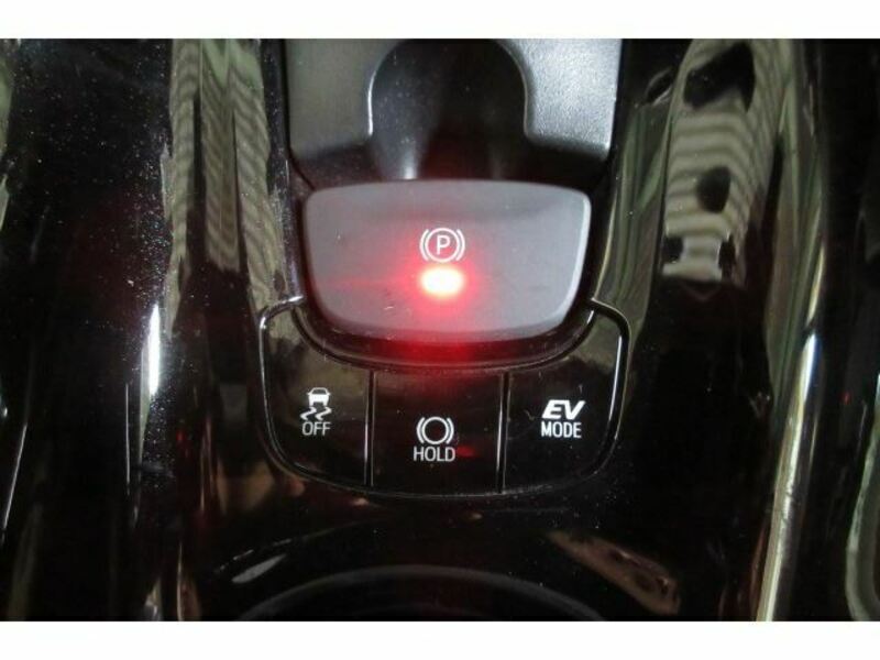 C-HR-13