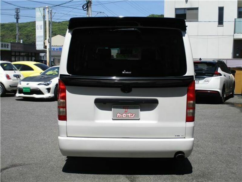 HIACE-1