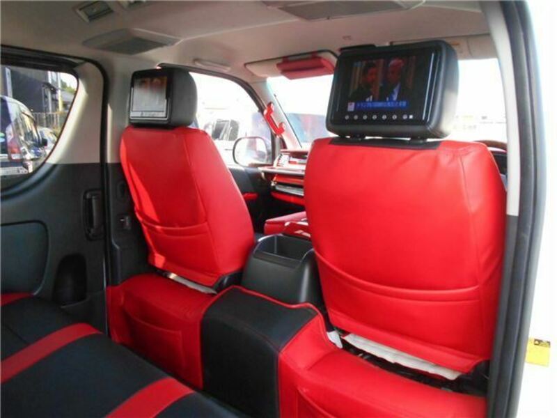 HIACE-28
