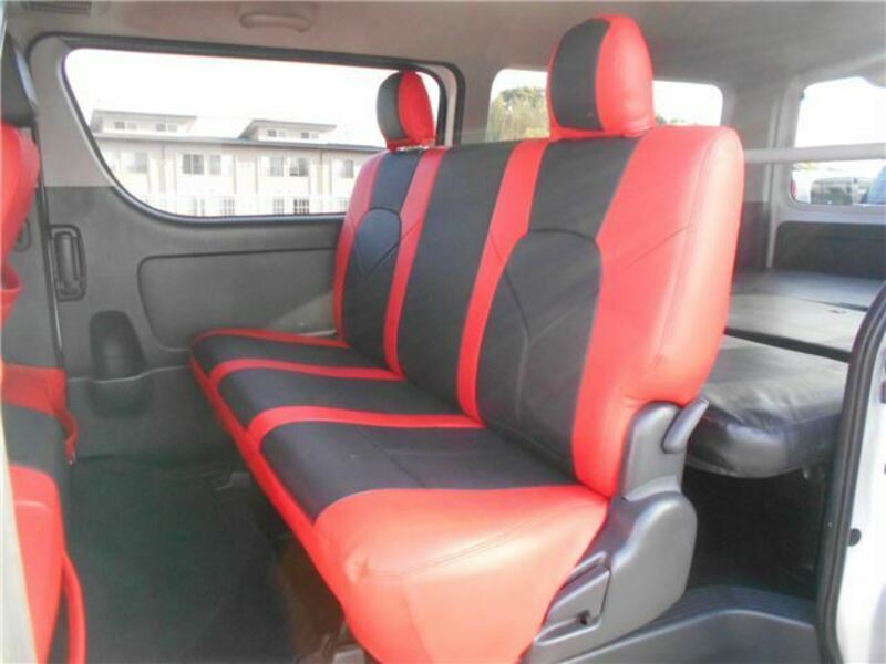 HIACE-29