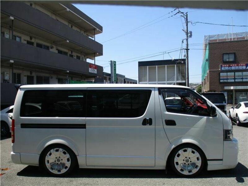 HIACE-46