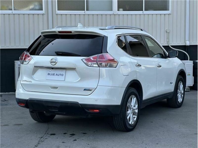 X-TRAIL-3