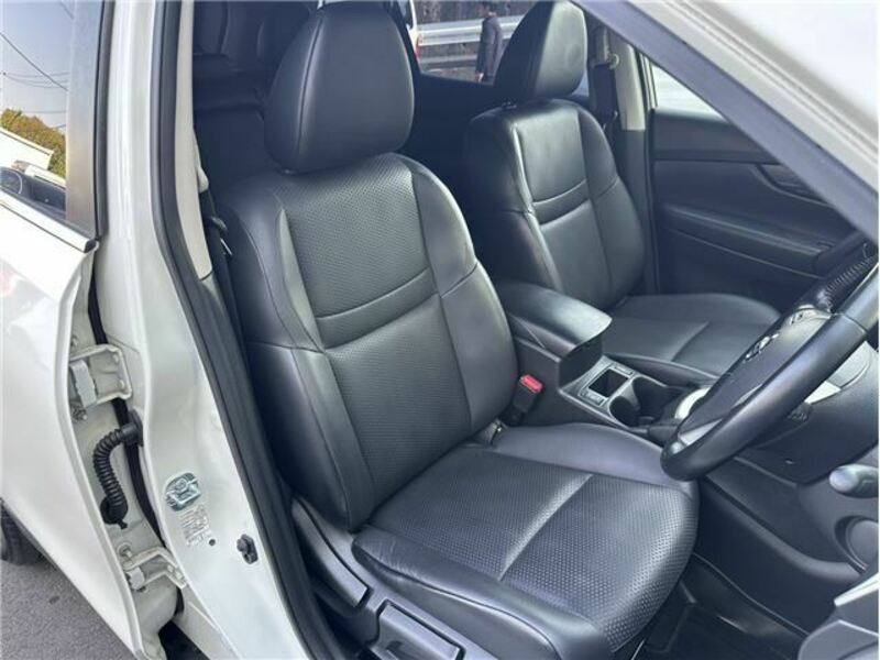 X-TRAIL-16