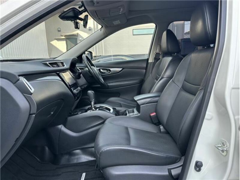 X-TRAIL-21