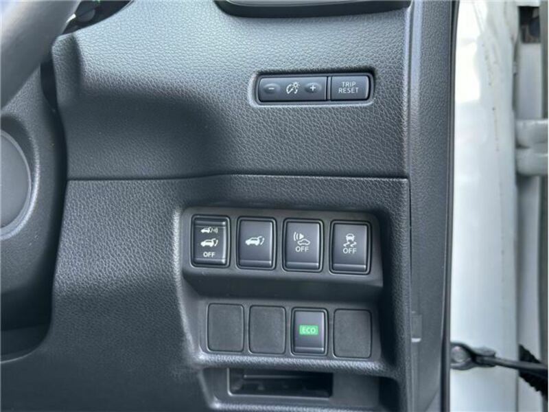 X-TRAIL-27
