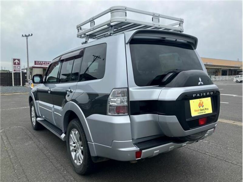 PAJERO-3