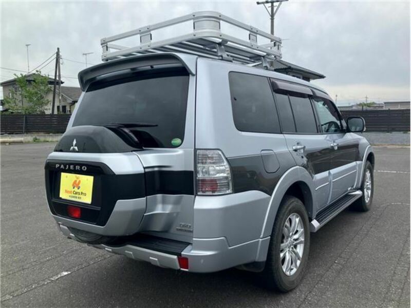 PAJERO-4