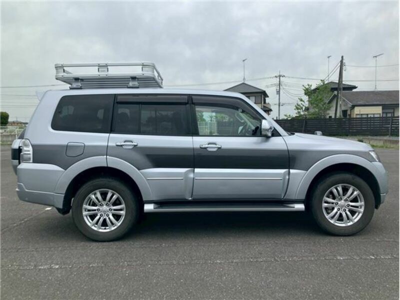 PAJERO-7