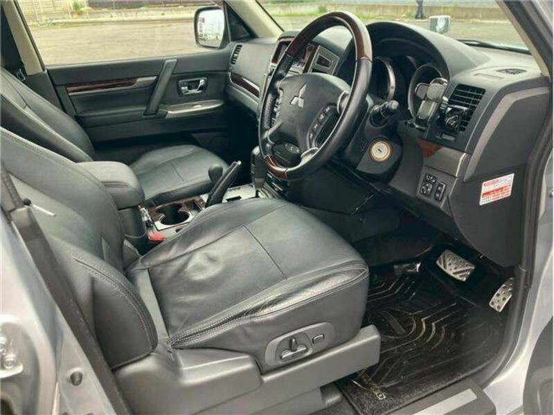 PAJERO-9
