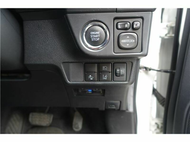 COROLLA FIELDER-39