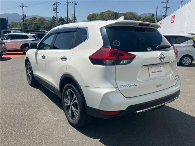 X-TRAIL-7
