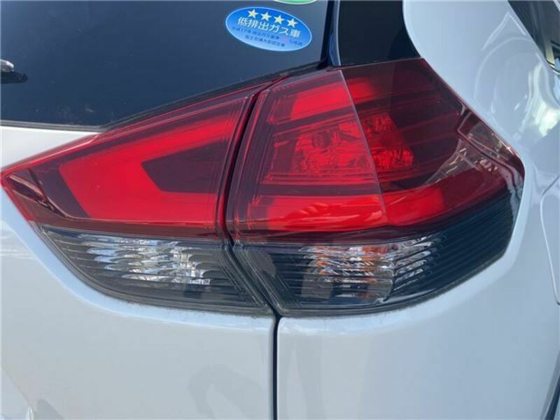 X-TRAIL-11