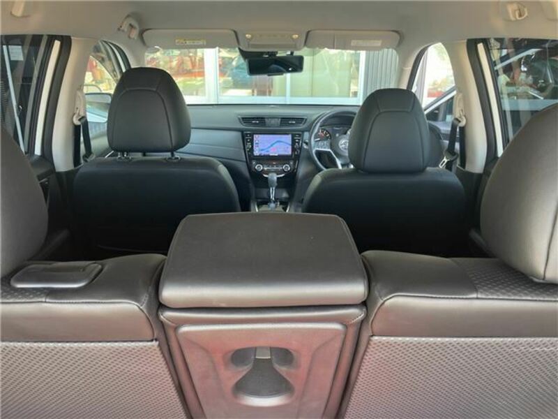 X-TRAIL-14