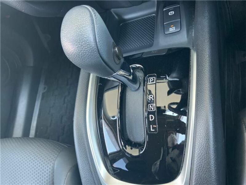 X-TRAIL-32